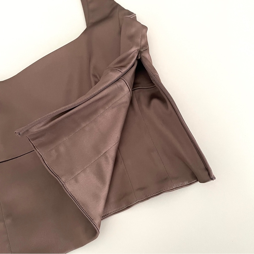 Aritzia Wilfred Shine Bustier in Deep Taupe - Picture 6 of 9